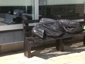 Statue_of_Christ_the_Homeless,_Regis_College,_Toronto